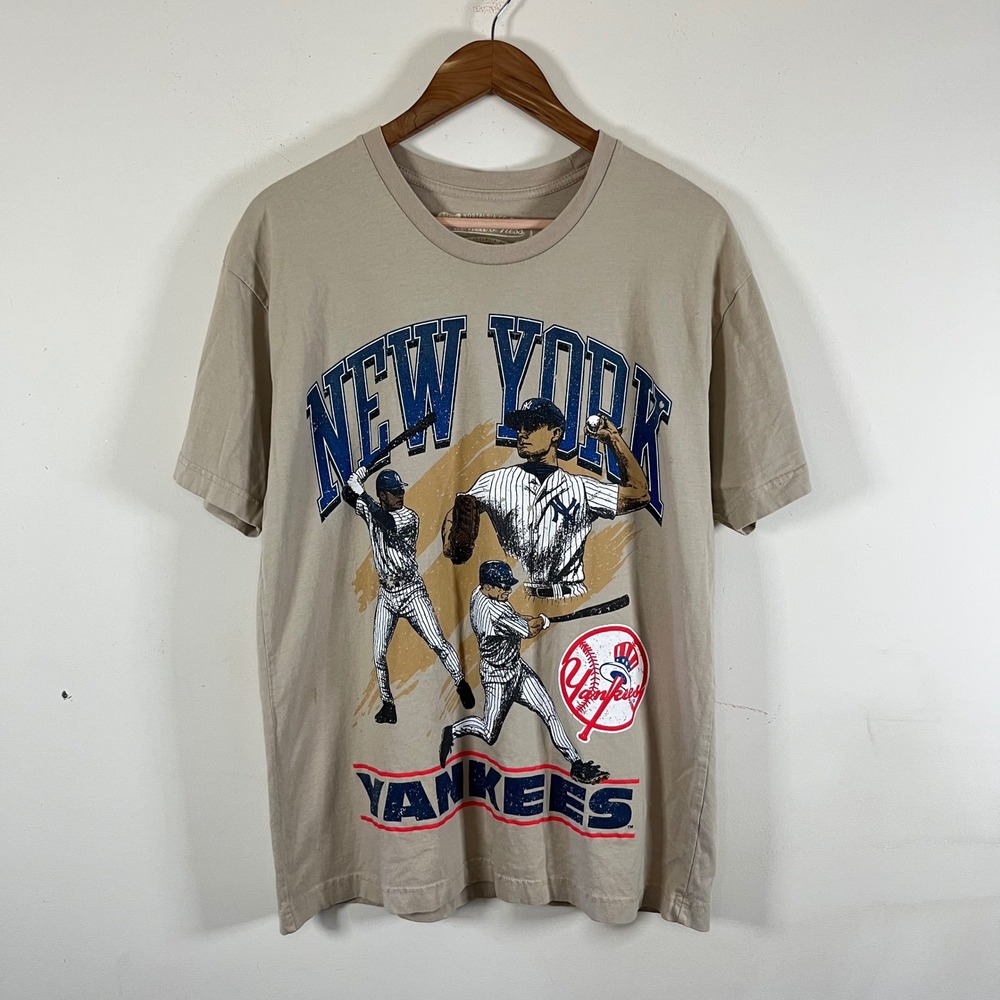 New York Yankees MLB Baseball Mitchell & Ness Retro Graphic T-Shirt Cotton Large
